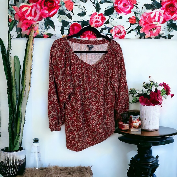 🆕 A pretty top by Chaps in size medium - Picture 2 of 7